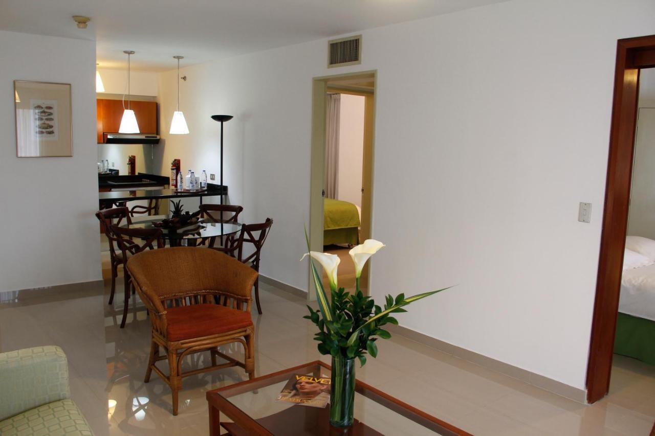 Hotel Altamira Suites Caracas Buitenkant foto